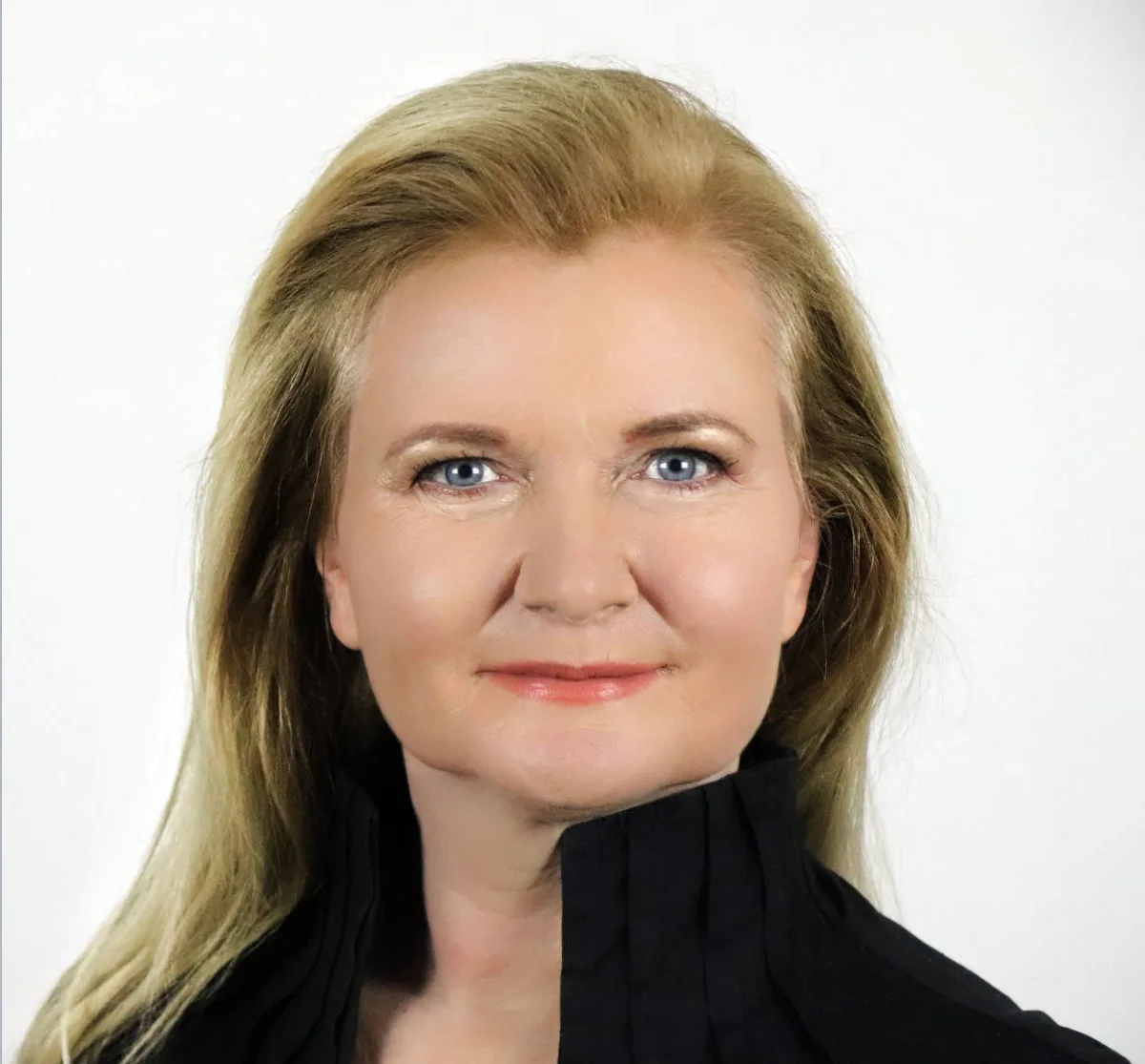 Eva Salzner